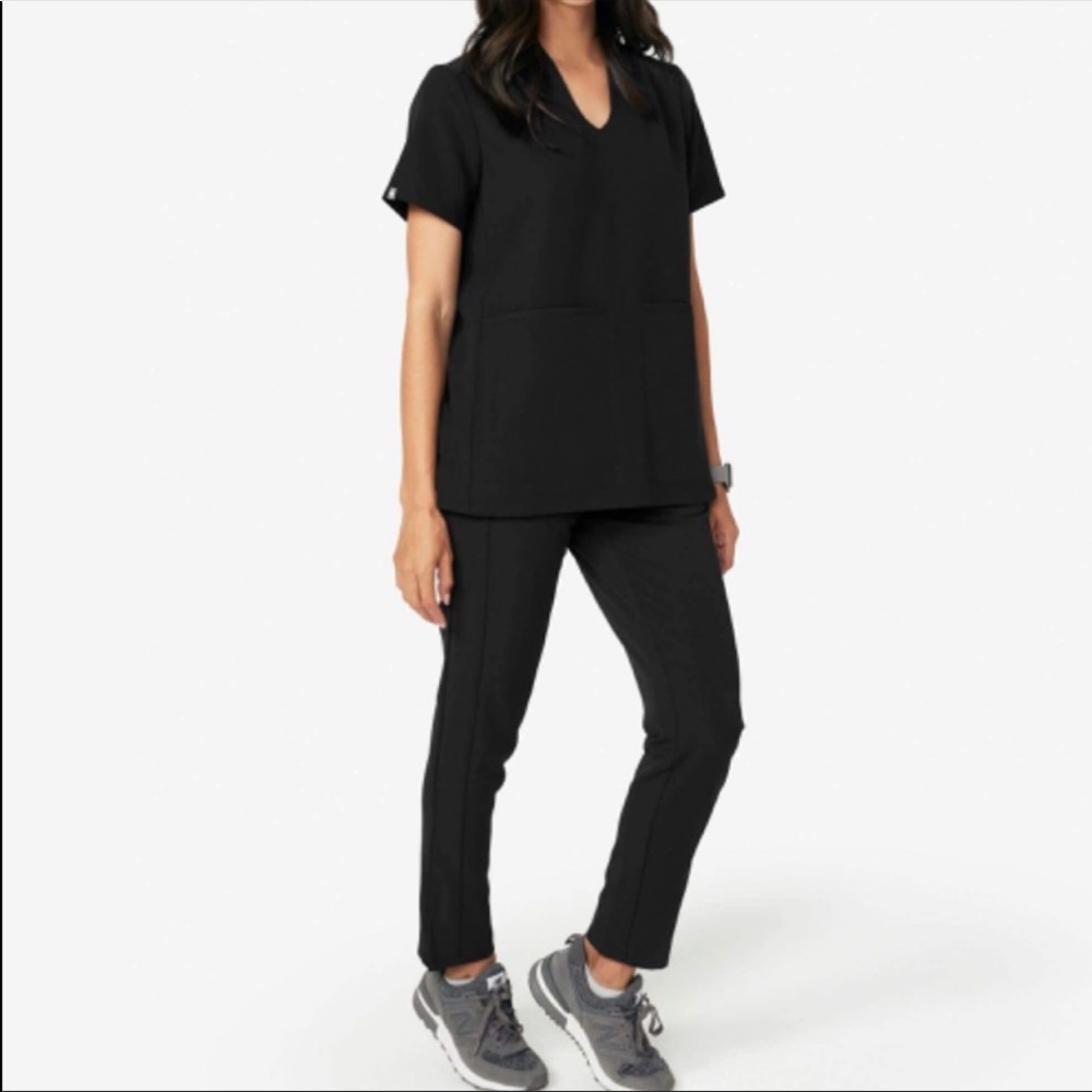 1 pair of FIGS Tidore Skinny Fit Black Scrub pants